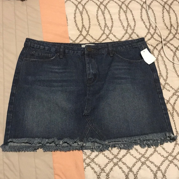 Jean skirt - Picture 1 of 2